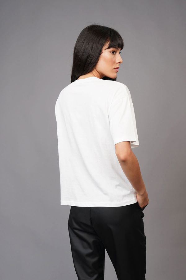 Zincir Detaylı T-shirt Beyaz Zincir Detaylı T-shirt Beyaz